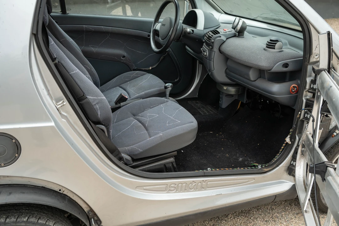 2002 Smart Fortwo 1st Gen - Image 6 of 31