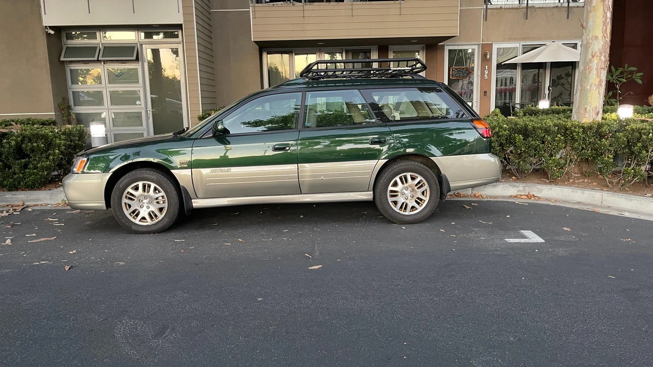 2002 Subaru Outback 2nd Gen - Image 15 of 31