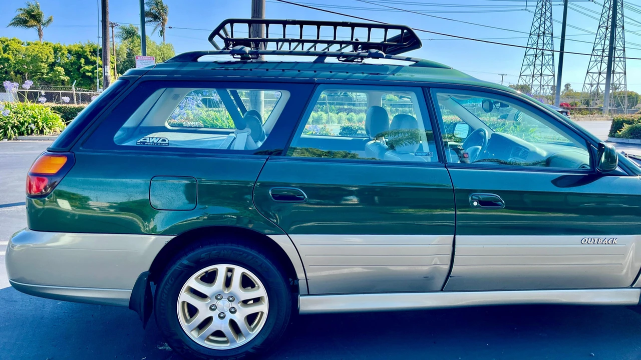2002 Subaru Outback 2nd Gen - Image 22 of 31