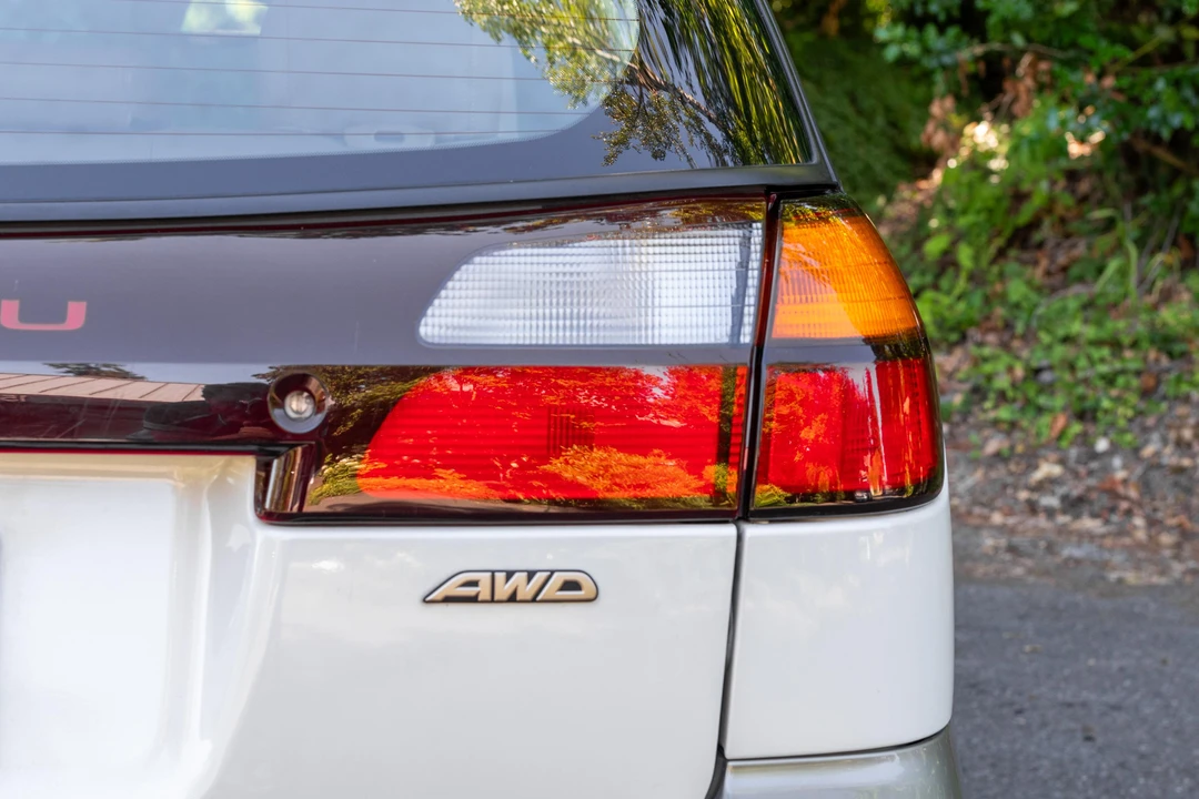 2002 Subaru Outback 2nd Gen - Image 28 of 31