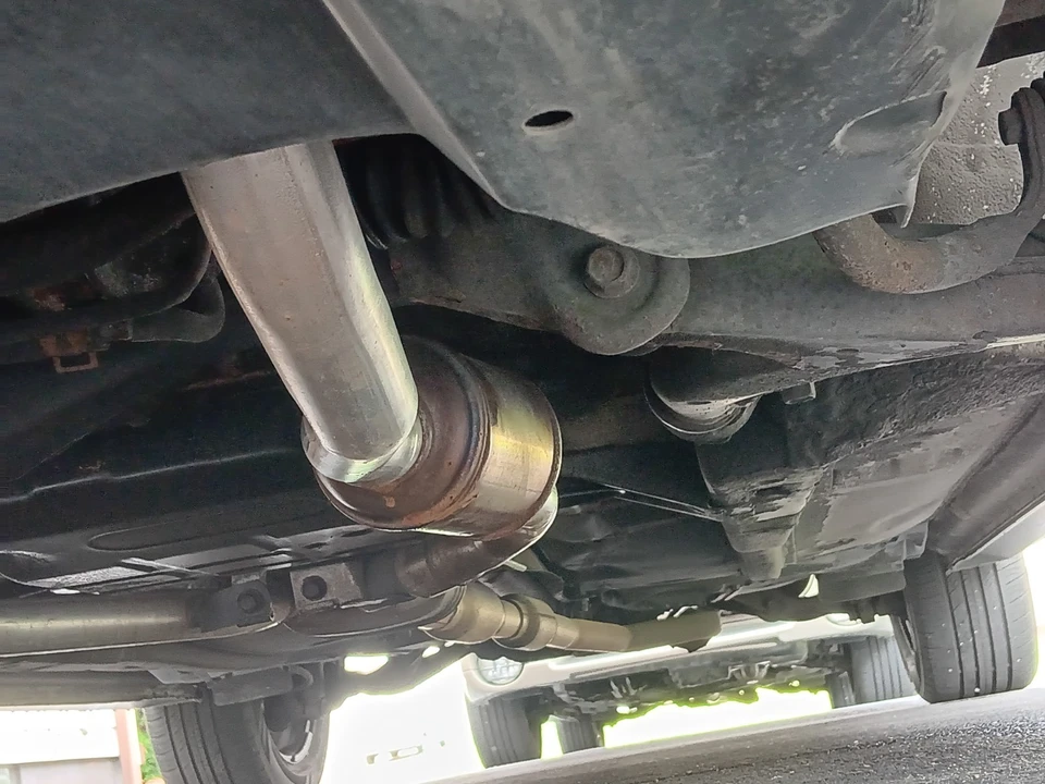 2002 Subaru Outback 2nd Gen - Image 19 of 20