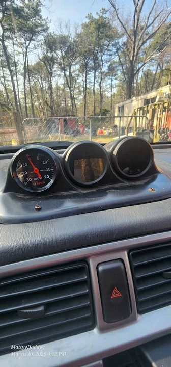 2002 Subaru - Image 7 of 8