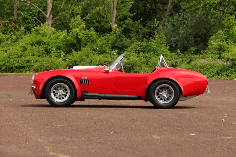 2002 Superformance - Image 10 of 25