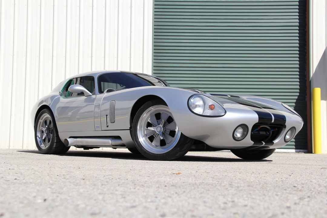 2002 Shelby Daytona Replica - Image 14 of 31
