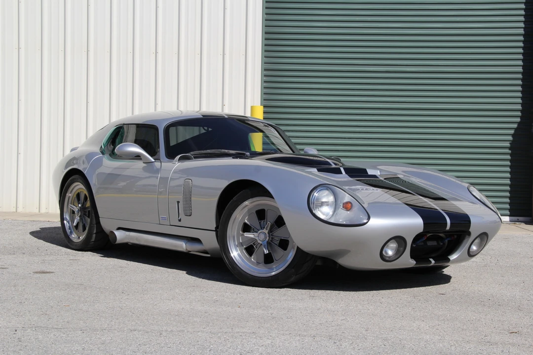 2002 Shelby Daytona Replica - Image 16 of 31