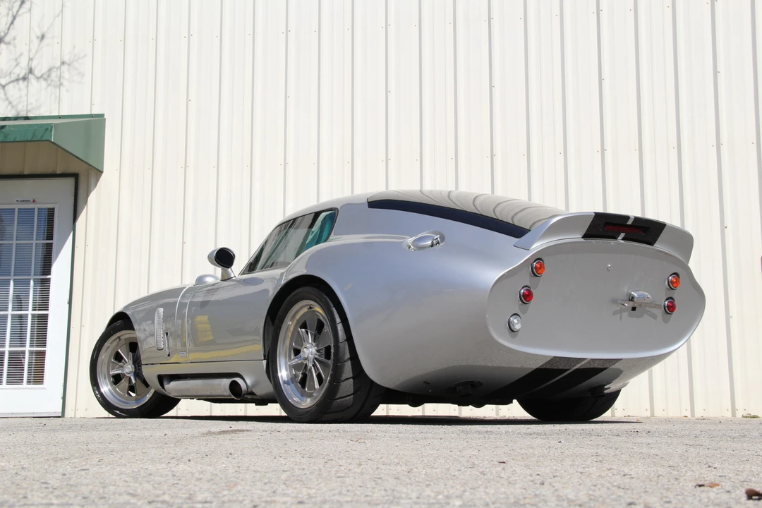2002 Shelby Daytona Replica - Image 8 of 31