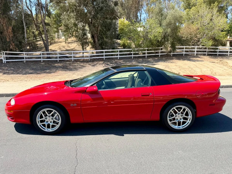 2002 Chevrolet Camaro SS 4th Gen - Image 2 of 11