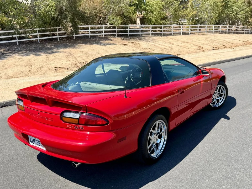 2002 Chevrolet Camaro SS 4th Gen - Image 6 of 11