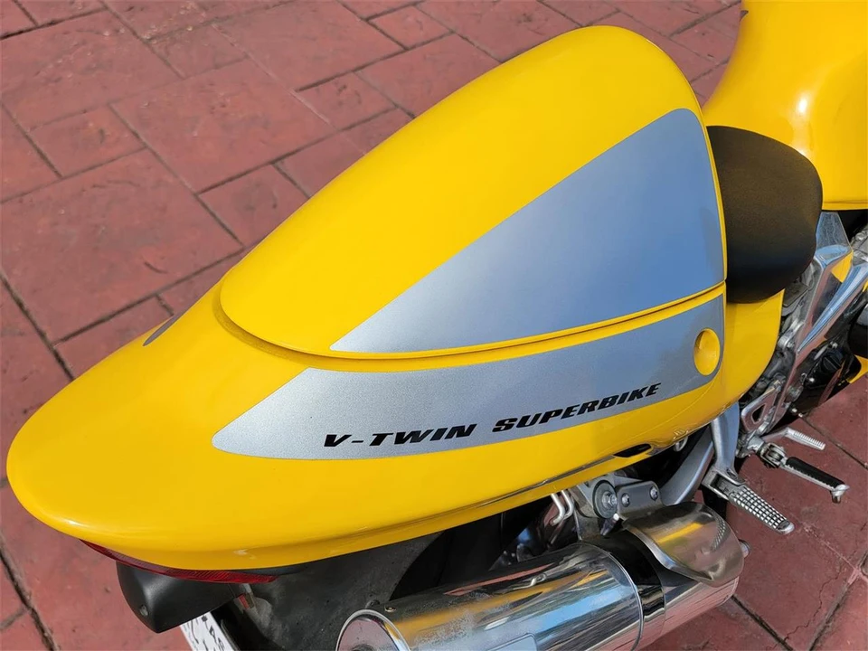 2002 Suzuki Motorcycles - Image 18 of 27