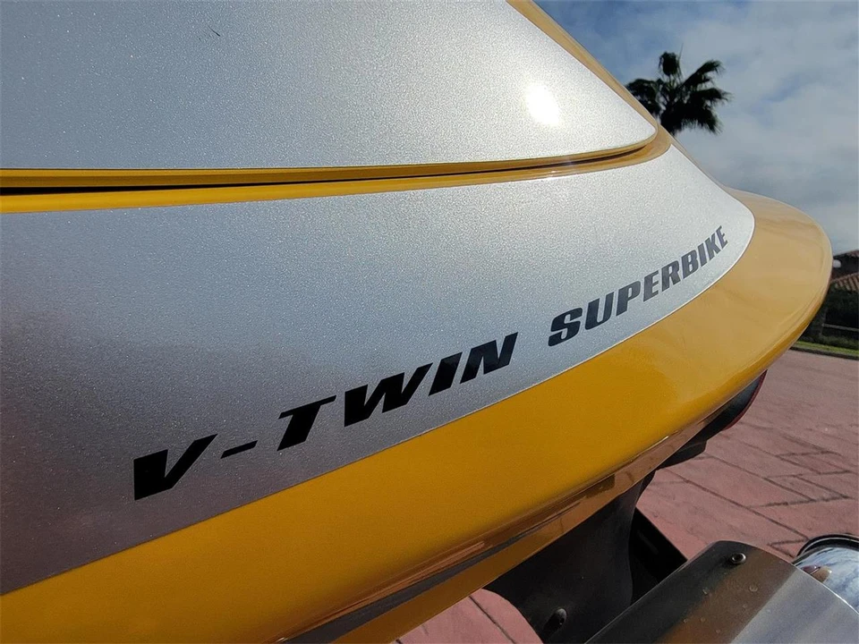 2002 Suzuki Motorcycles - Image 25 of 27