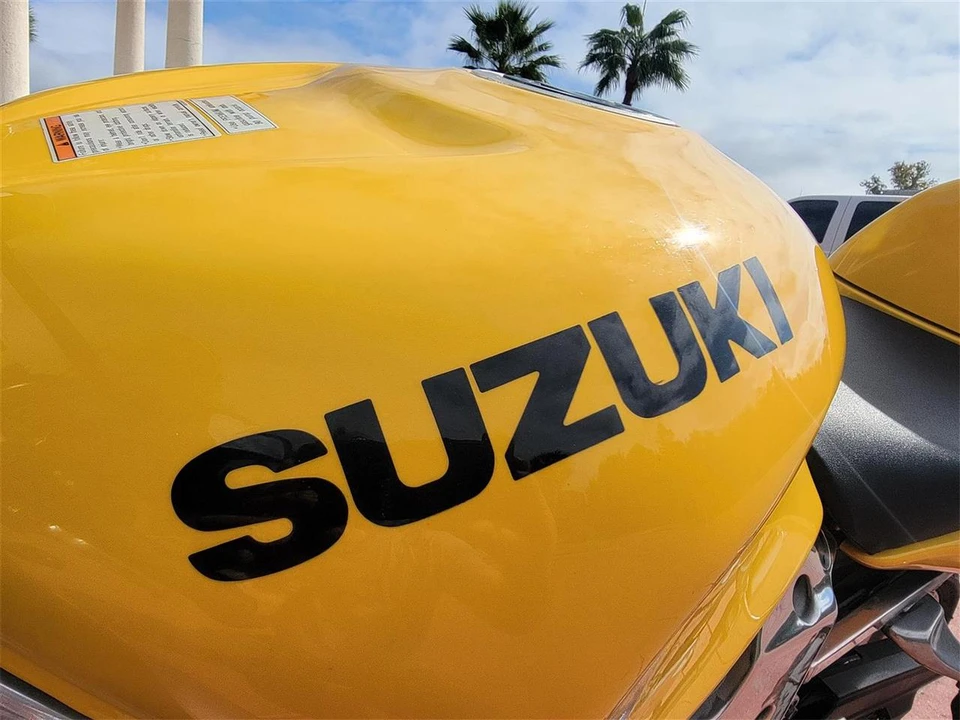 2002 Suzuki Motorcycles - Image 24 of 27