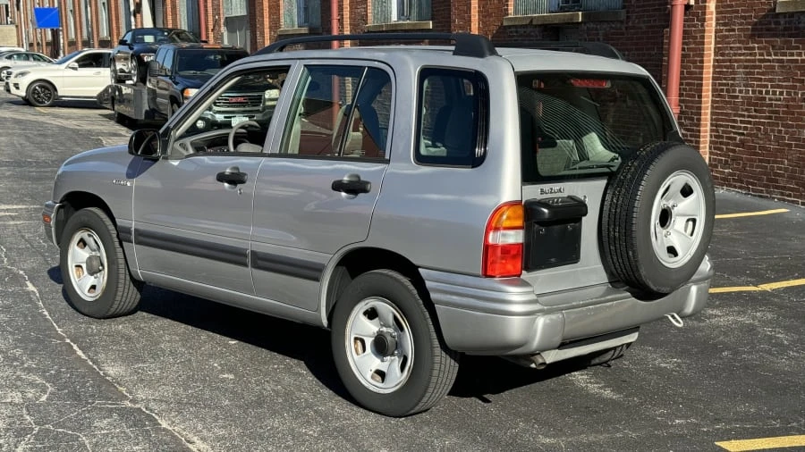 2002 Suzuki Vitara 2nd Gen - Image 3 of 10