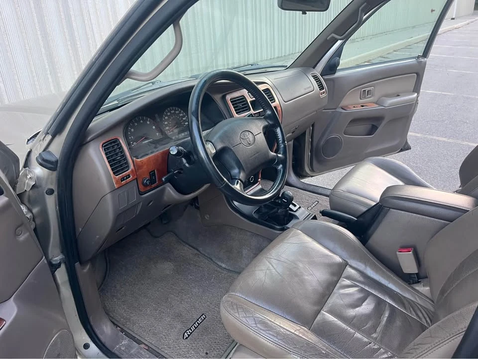 2002 Toyota 4Runner 3rd Gen - Image 5 of 9
