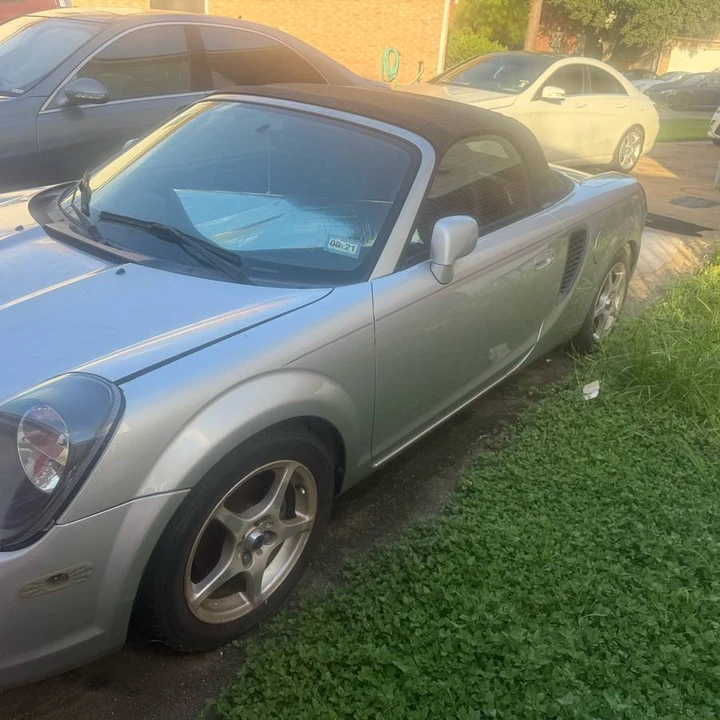 2002 Toyota MR2 Spyder/MR-S - Image 5 of 19