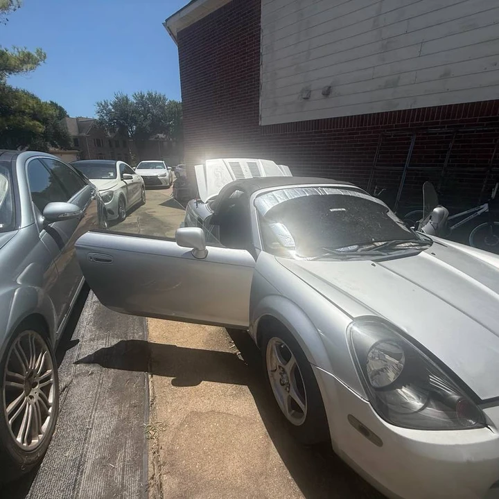2002 Toyota MR2 Spyder/MR-S - Image 13 of 19