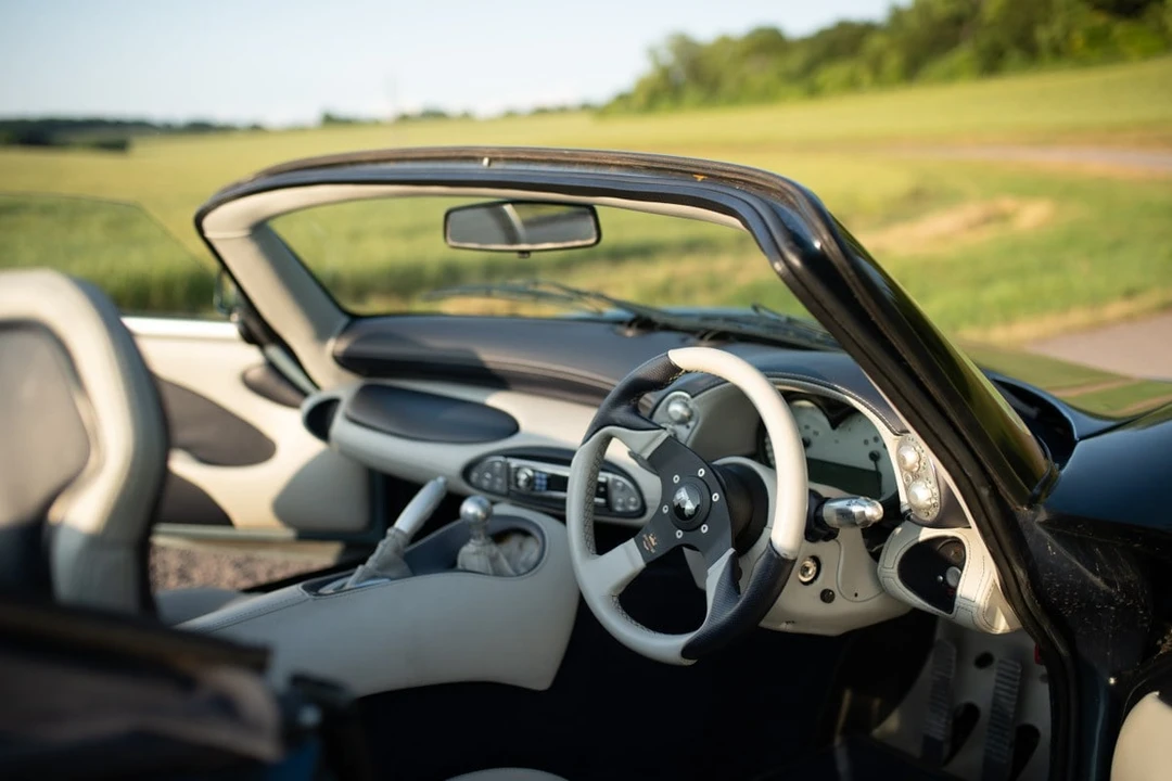 2002 TVR - Image 25 of 30