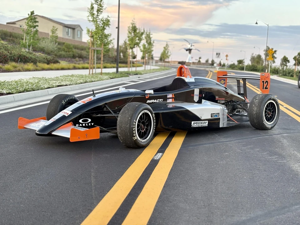 2002 Renault - Image 7 of 21