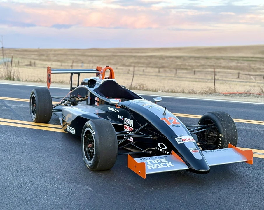 2002 Renault - Image 13 of 21