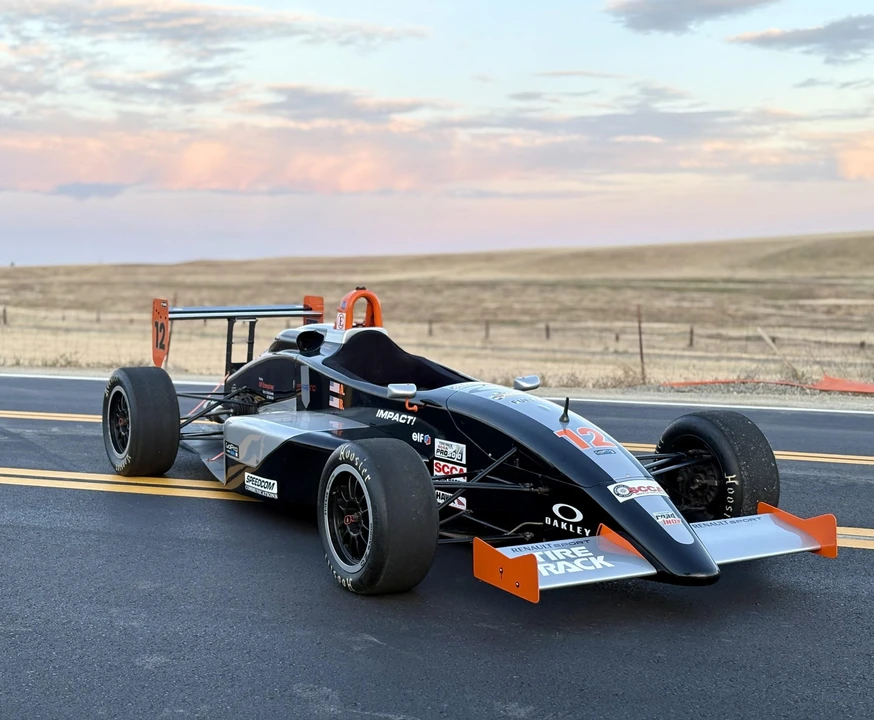 2002 Renault - Image 15 of 21