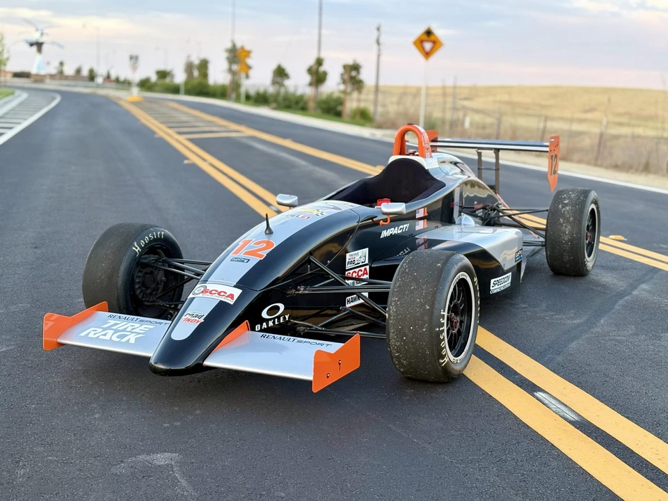 2002 Renault - Image 11 of 21