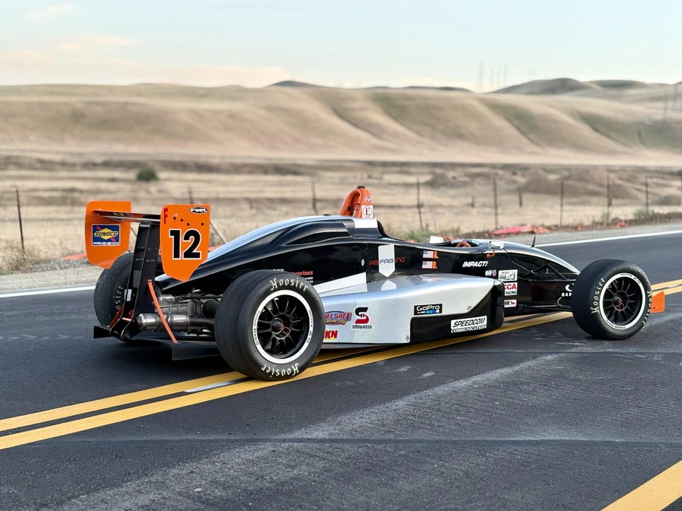 2002 Renault - Image 18 of 21