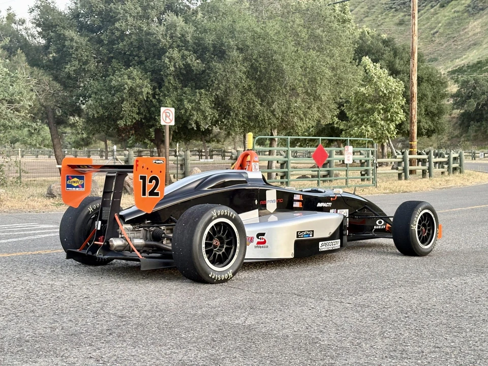 2002 Renault - Image 5 of 21