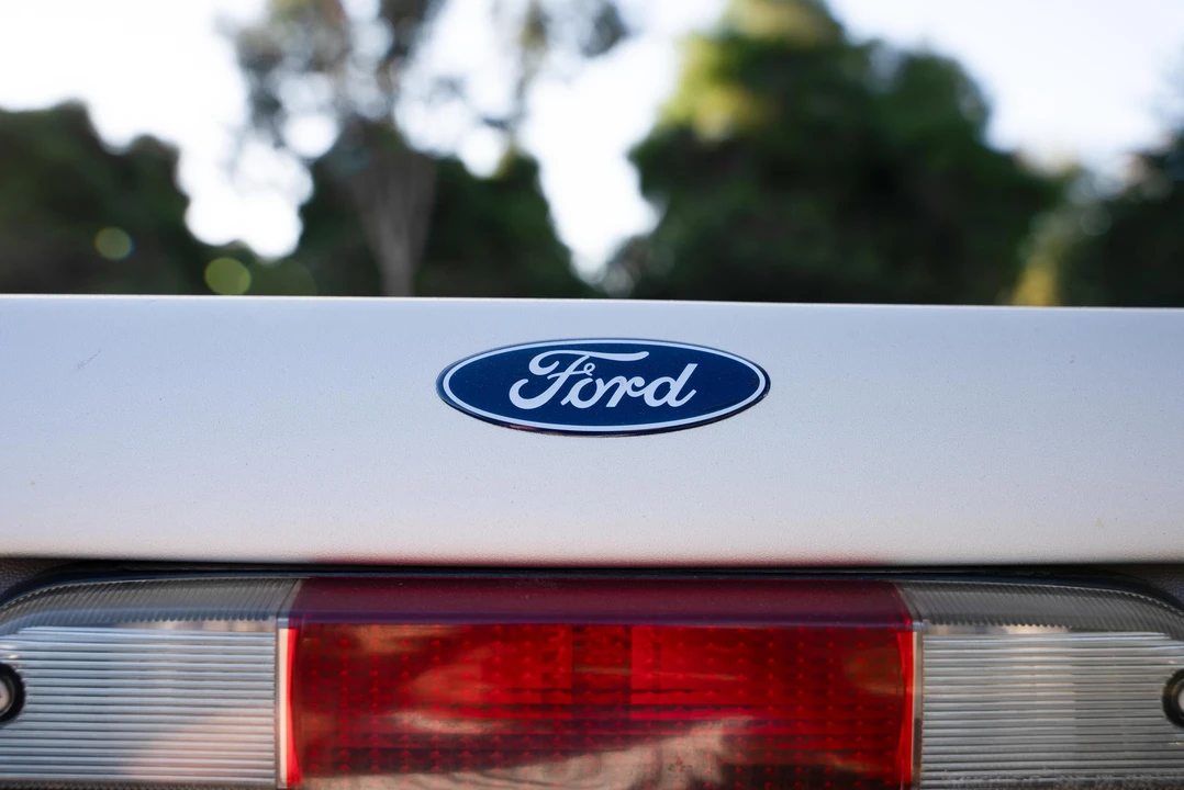 2002 Think - Image 24 of 31
