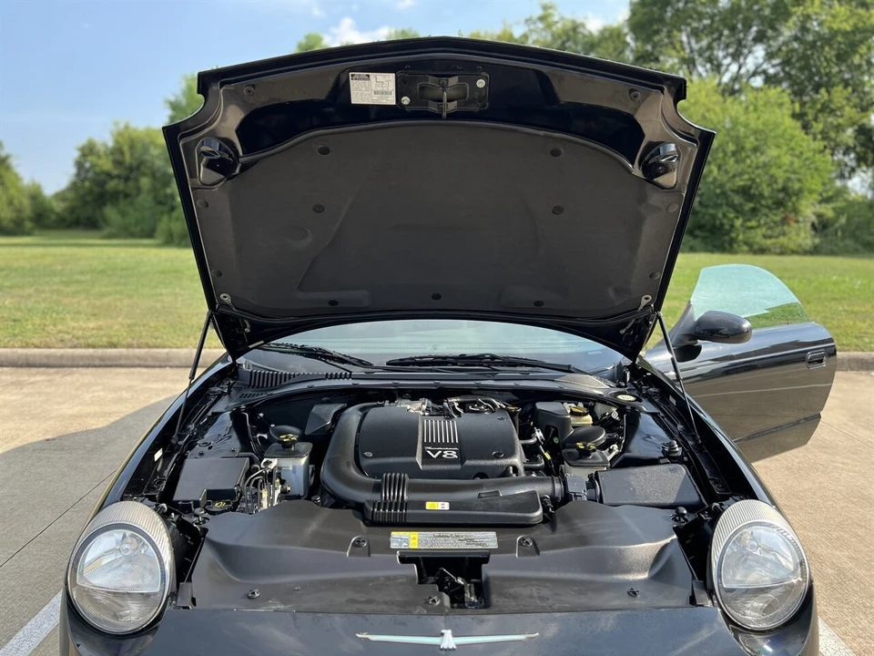 2002 Ford Thunderbird 11th Gen - Image 19 of 21