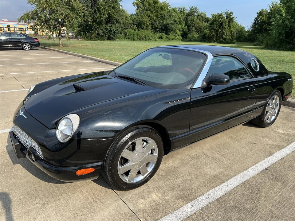 2002 Ford Thunderbird 11th Gen - Image 6 of 21
