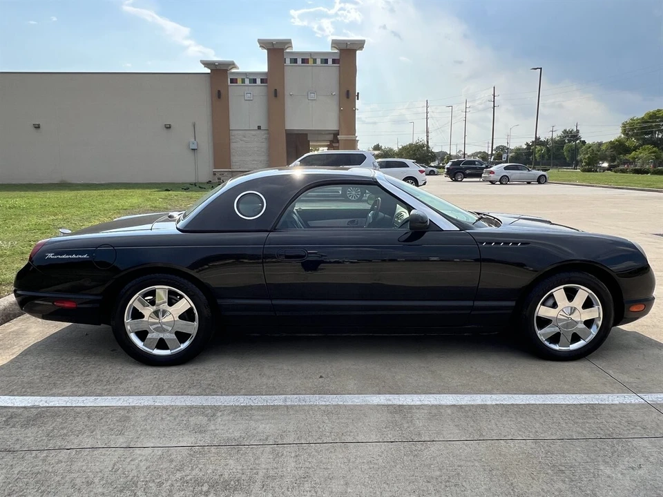 2002 Ford Thunderbird 11th Gen - Image 8 of 21