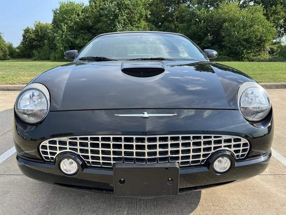 2002 Ford Thunderbird 11th Gen - Image 3 of 21