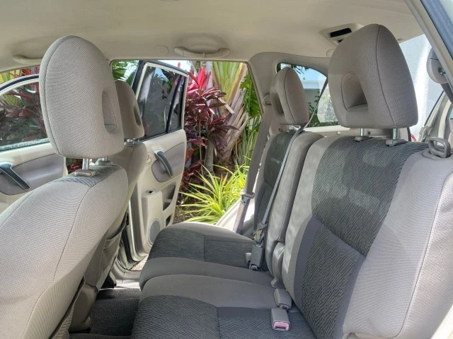 2002 Toyota RAV4 2nd Gen - Image 15 of 21