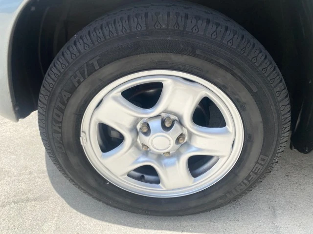 2002 Toyota RAV4 2nd Gen - Image 20 of 21