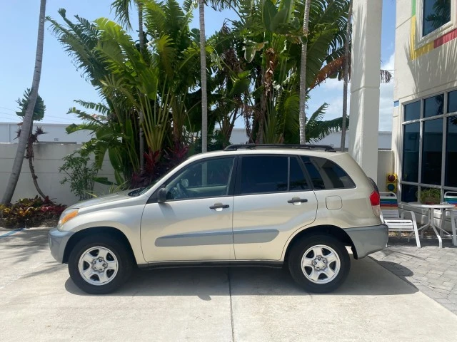 2002 Toyota RAV4 2nd Gen - Image 5 of 21