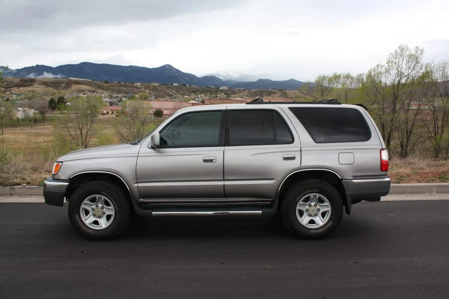 2002 Toyota 4Runner 3rd Gen - Image 2 of 12