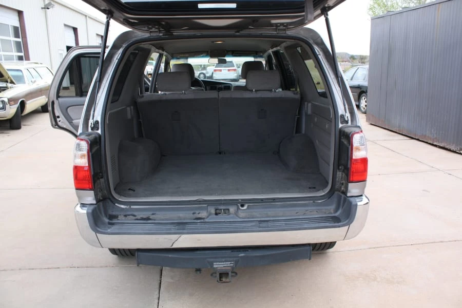 2002 Toyota 4Runner 3rd Gen - Image 9 of 12