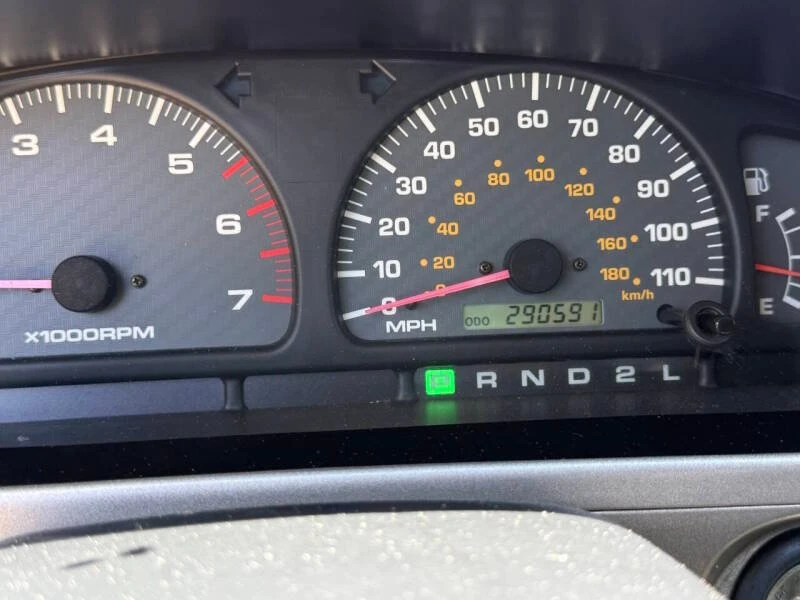 2002 Toyota 4Runner 3rd Gen - Image 9 of 20