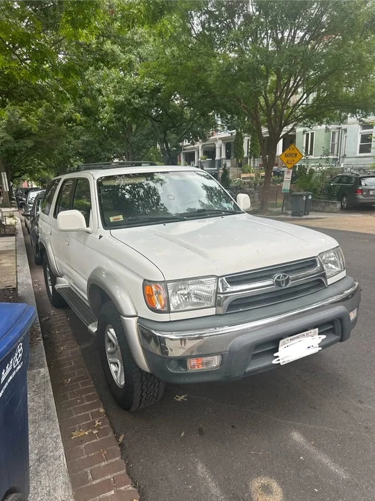 2002 Toyota 4Runner 3rd Gen - Image 2 of 10