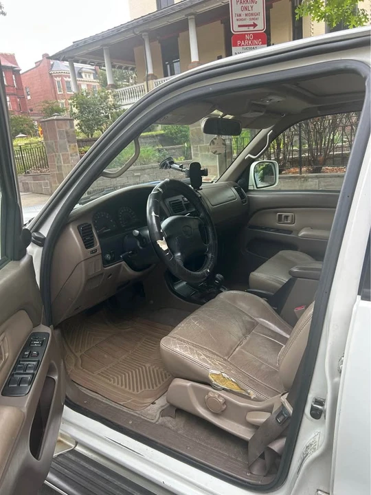 2002 Toyota 4Runner 3rd Gen - Image 5 of 10