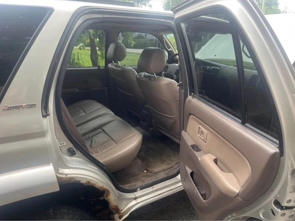 2002 Toyota 4Runner 3rd Gen - Image 8 of 14