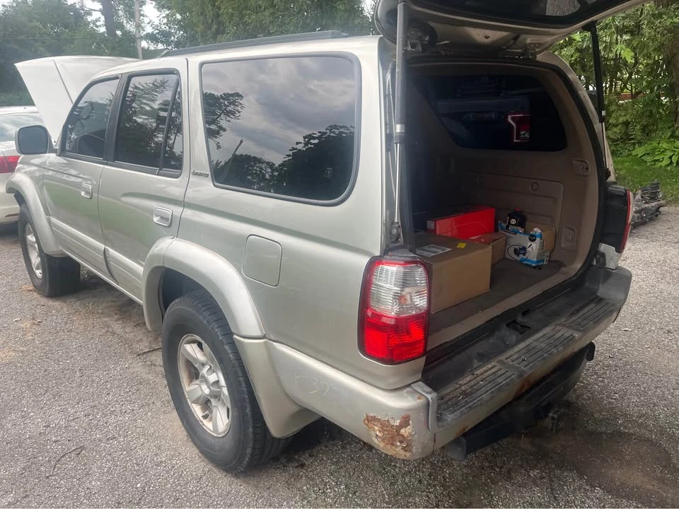 2002 Toyota 4Runner 3rd Gen - Image 5 of 14