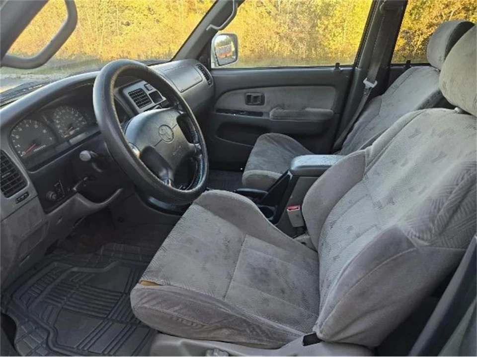 2002 Toyota 4Runner 3rd Gen - Image 4 of 12