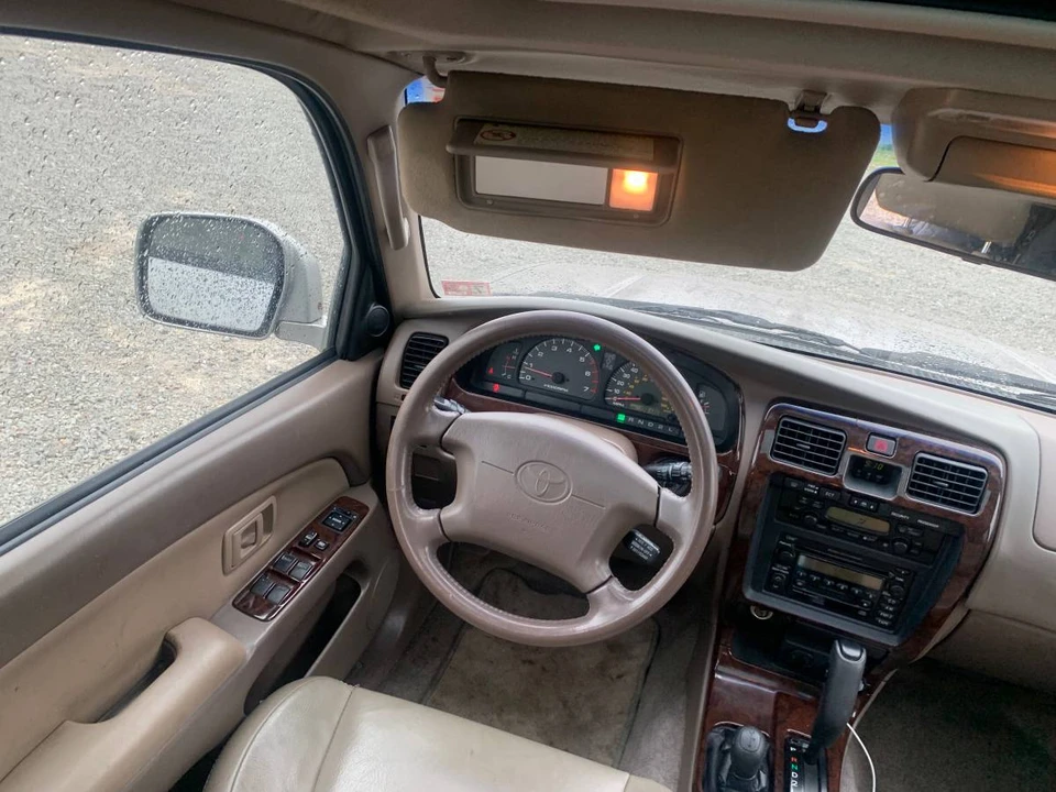 2002 Toyota 4Runner 3rd Gen - Image 5 of 22