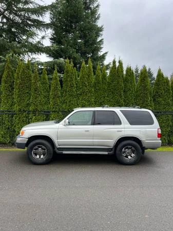 2002 Toyota 4Runner 3rd Gen - Image 2 of 20