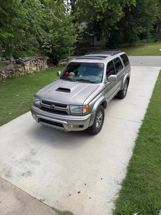2002 Toyota 4Runner 3rd Gen - Image 2 of 8