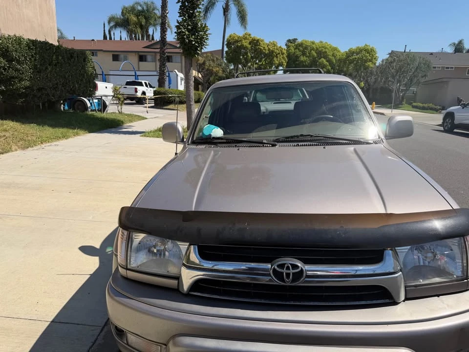 2002 Toyota 4Runner 3rd Gen - Image 2 of 10