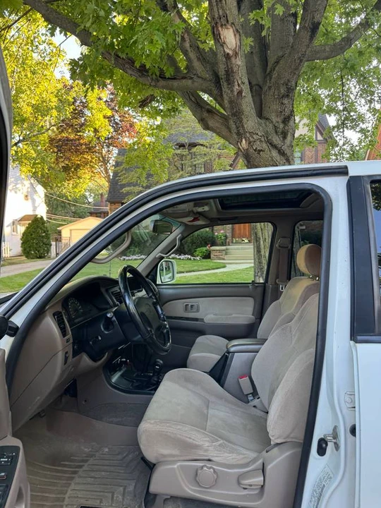2002 Toyota 4Runner 3rd Gen - Image 8 of 10