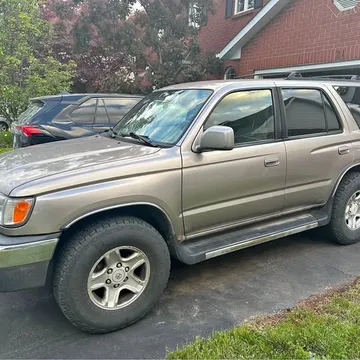 2002 Toyota 4Runner SR5