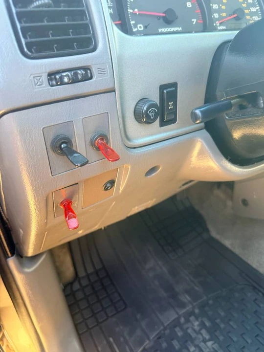 2002 Toyota 4Runner 3rd Gen - Image 12 of 21
