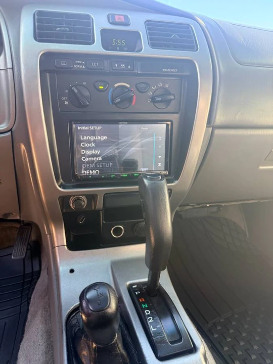 2002 Toyota 4Runner 3rd Gen - Image 11 of 21